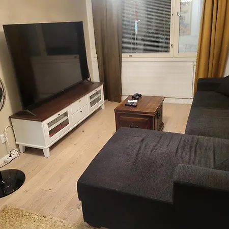 -hannula- Hiljainen Ja Tilava Kaksio Kahdella Autopaikalla Kauppojen Vieressae Apartment Kuopio